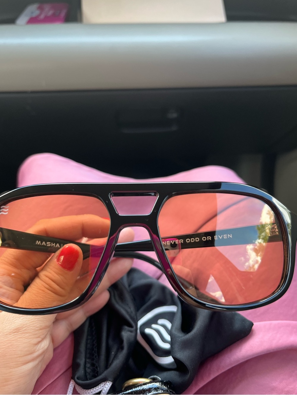 Never worn Neven Masha Gaia sunglasses